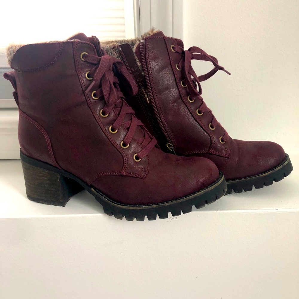 Carlos Santana Ankle Bootie size 8